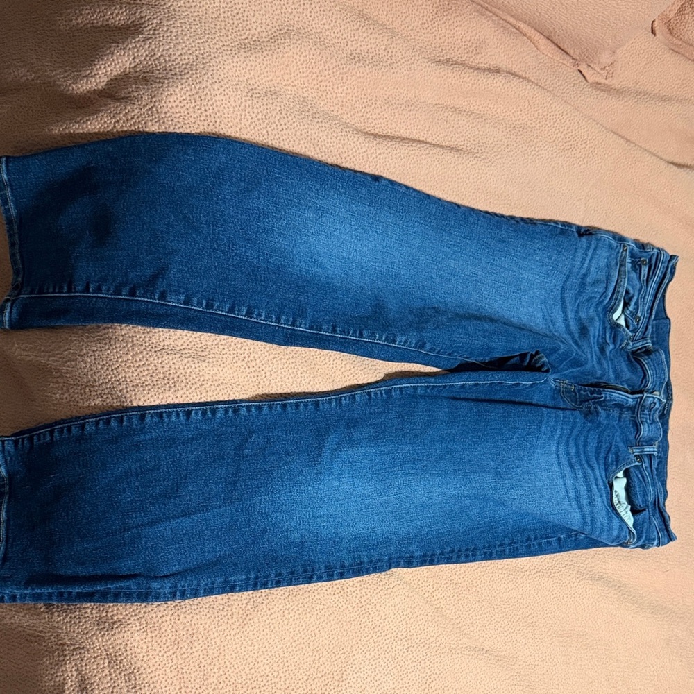 Lucky Brand Men’s 223 Straight Fit Jeans.